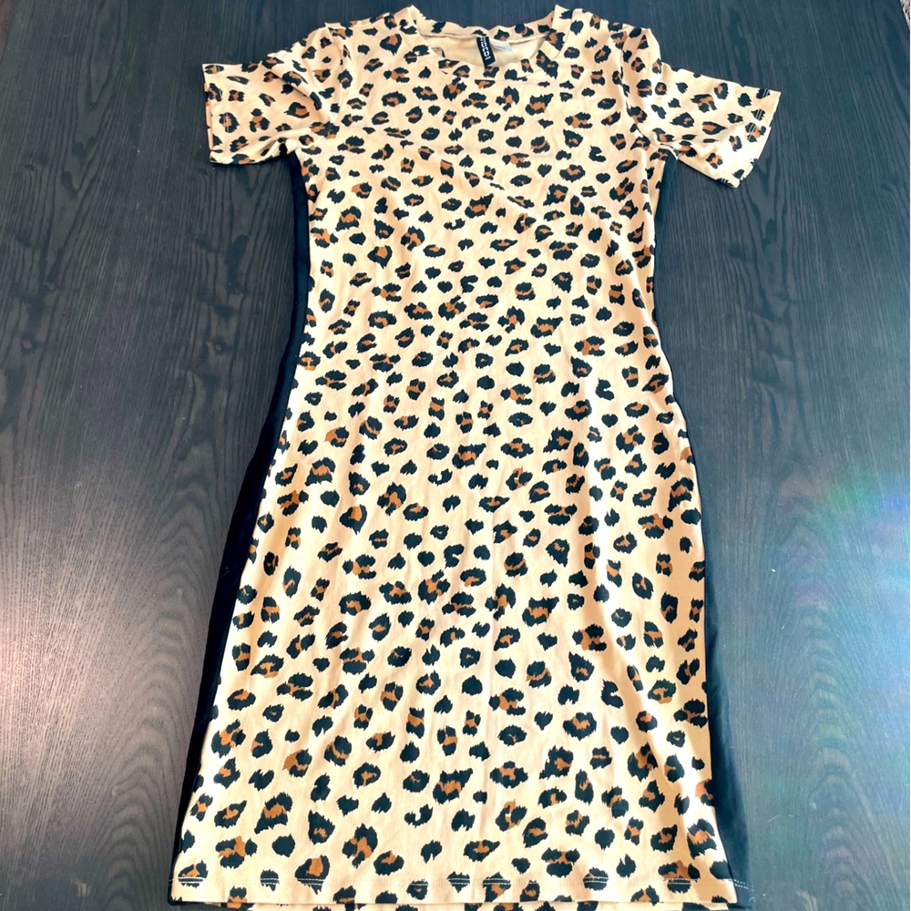 H&M animal print bodycon dress size 10 - new with tags NWT